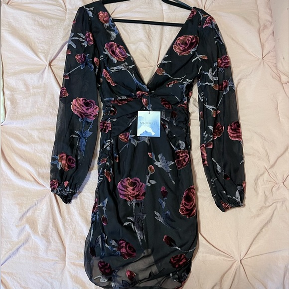 NWT Majorelle Ava Deep V Dress from Revolve - Picture 4 of 6